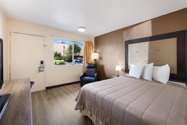 Knights Inn Sierra Vista / East Fry image 1